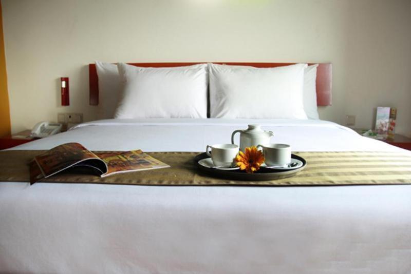 Sparks Life Jakarta, Artotel Curated חדר תמונה