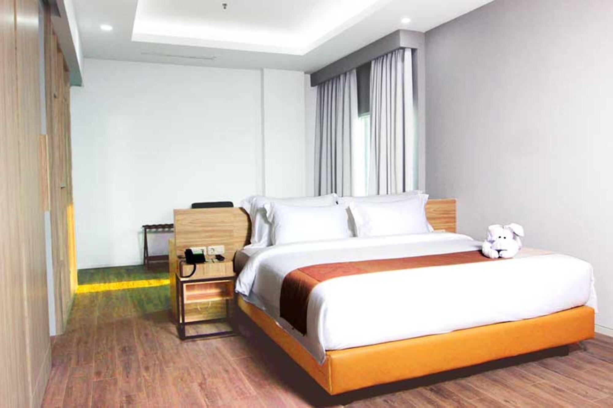 Sparks Life Jakarta, Artotel Curated מראה חיצוני תמונה