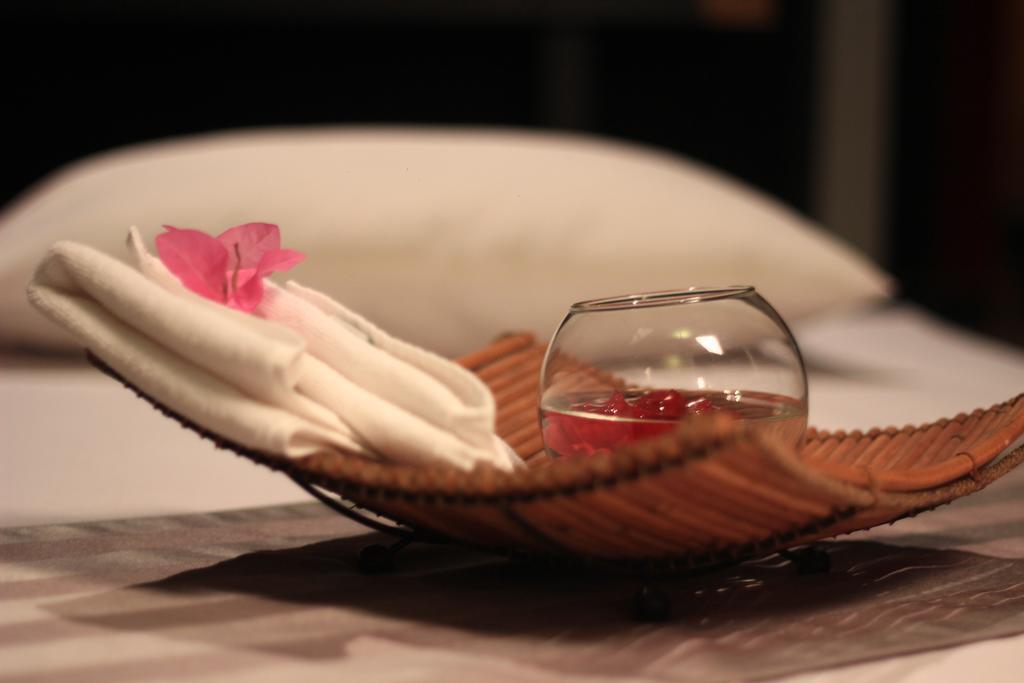 Sparks Life Jakarta, Artotel Curated מראה חיצוני תמונה