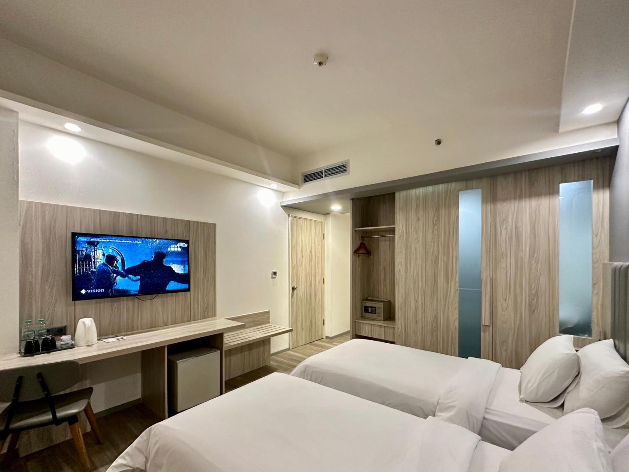 Sparks Life Jakarta, Artotel Curated מראה חיצוני תמונה