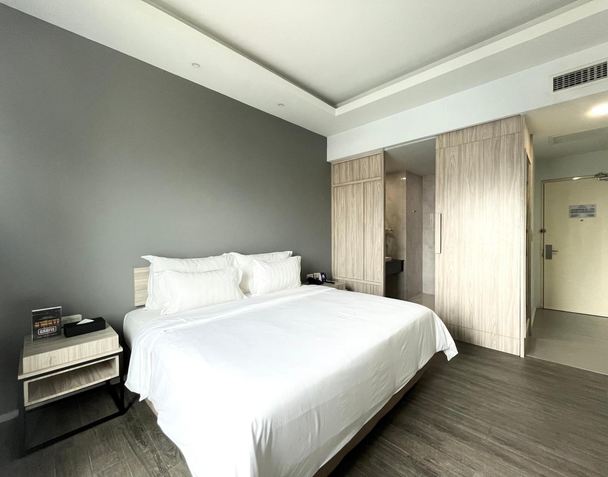 Sparks Life Jakarta, Artotel Curated מראה חיצוני תמונה