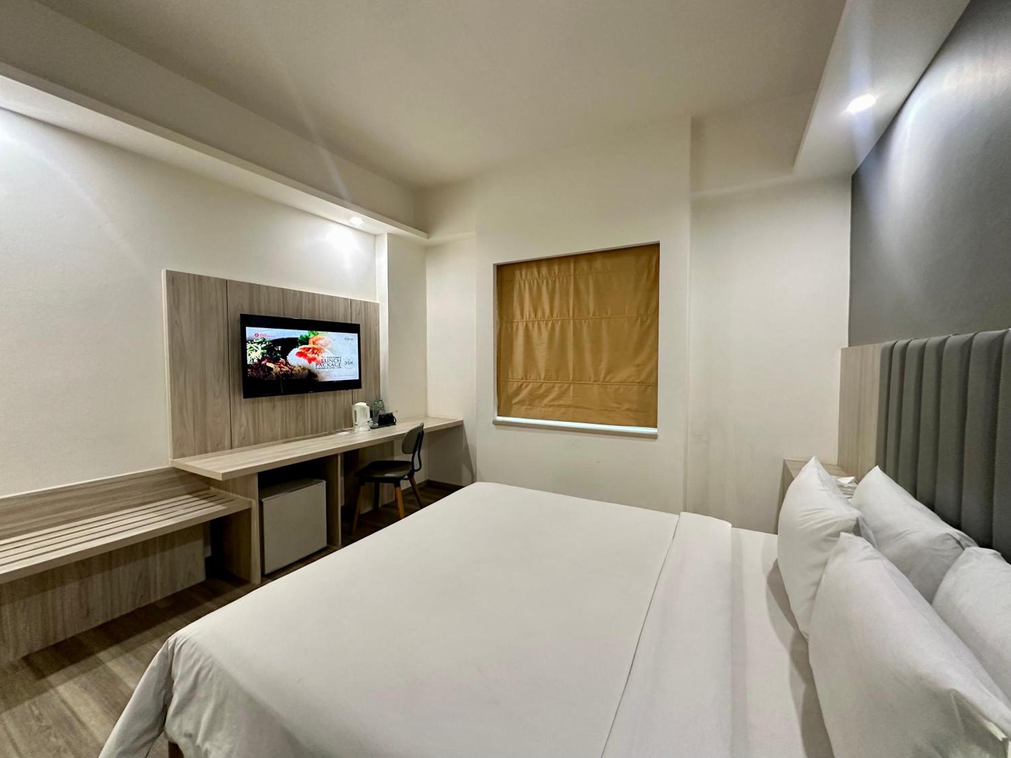 Sparks Life Jakarta, Artotel Curated מראה חיצוני תמונה