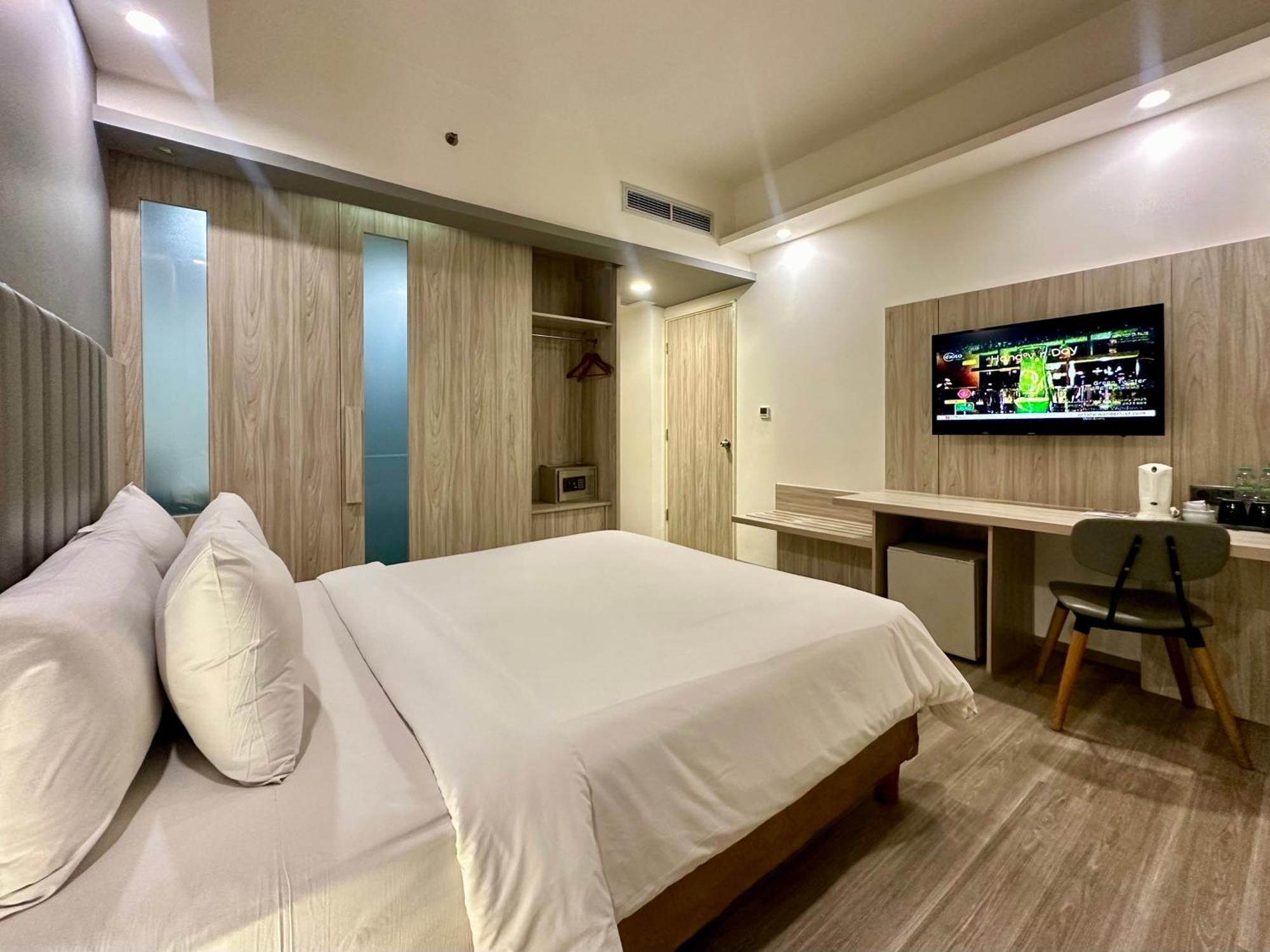 Sparks Life Jakarta, Artotel Curated מראה חיצוני תמונה