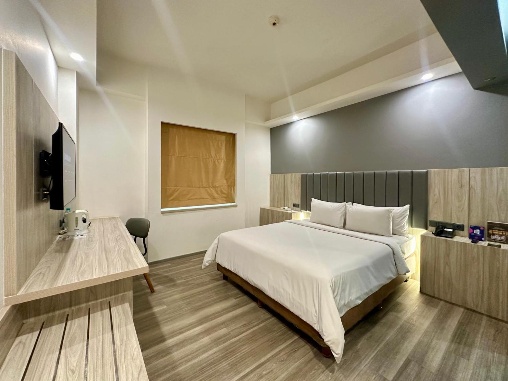 Sparks Life Jakarta, Artotel Curated מראה חיצוני תמונה
