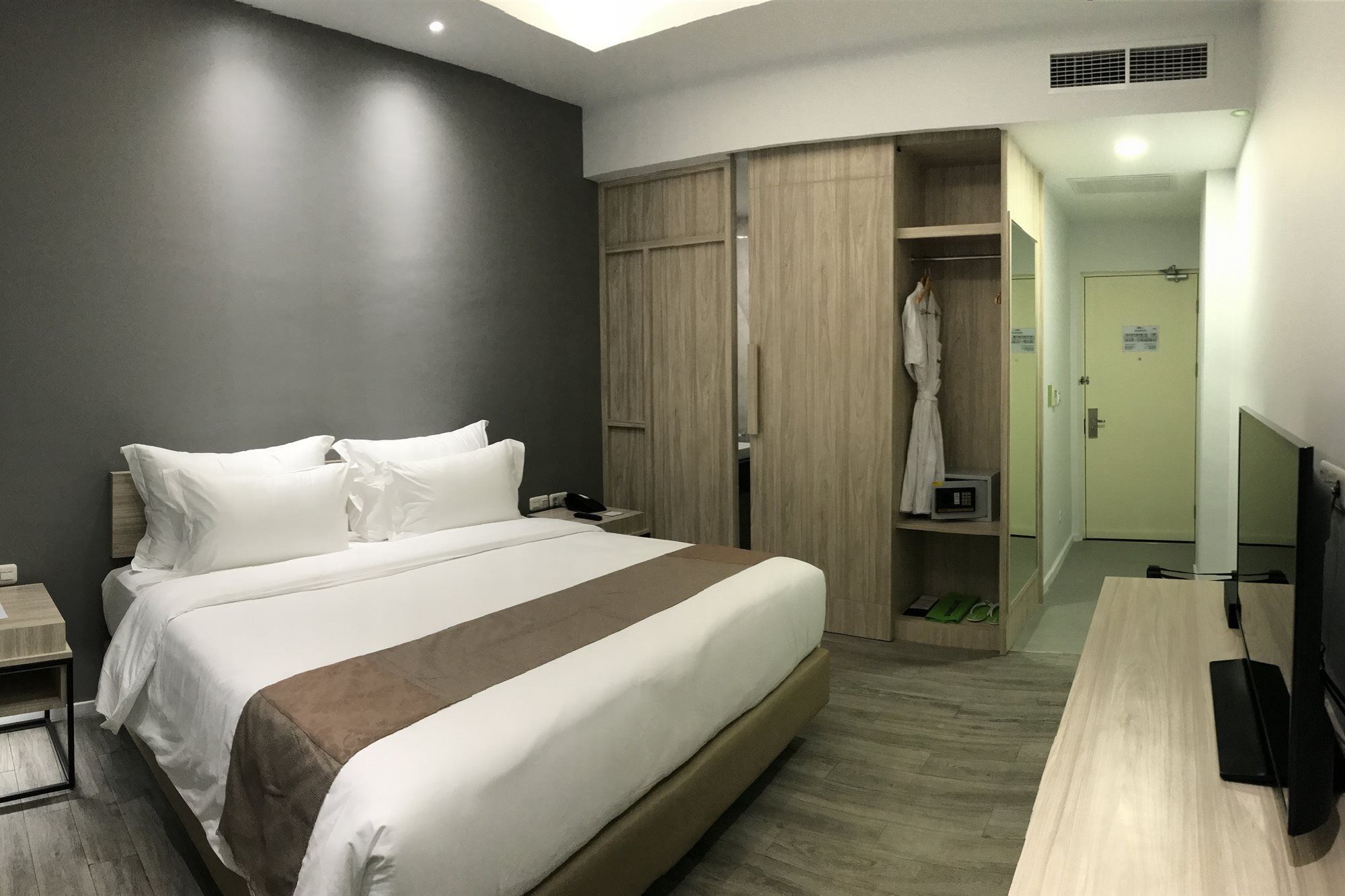 Sparks Life Jakarta, Artotel Curated מראה חיצוני תמונה